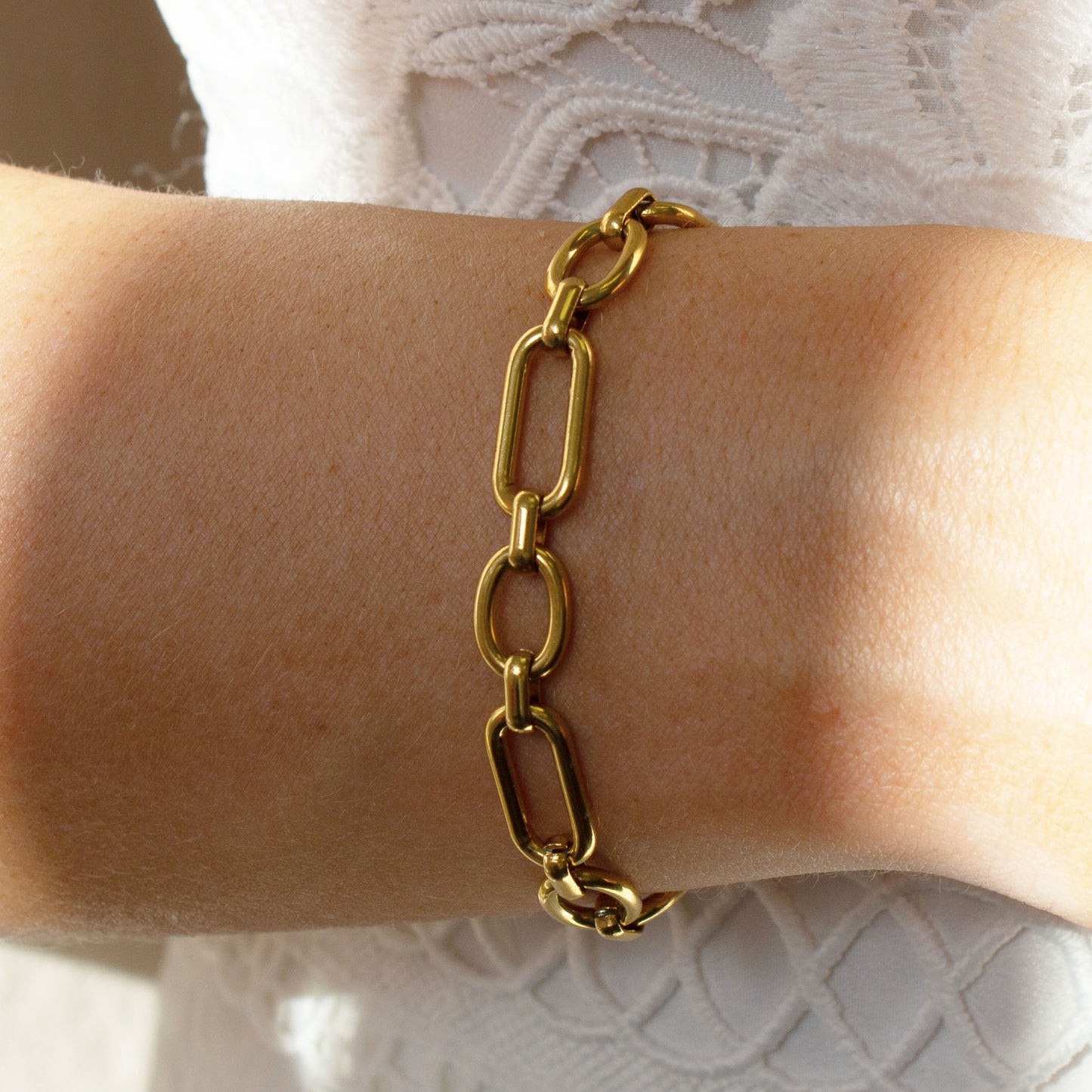 Bowtie Chain Bracelet