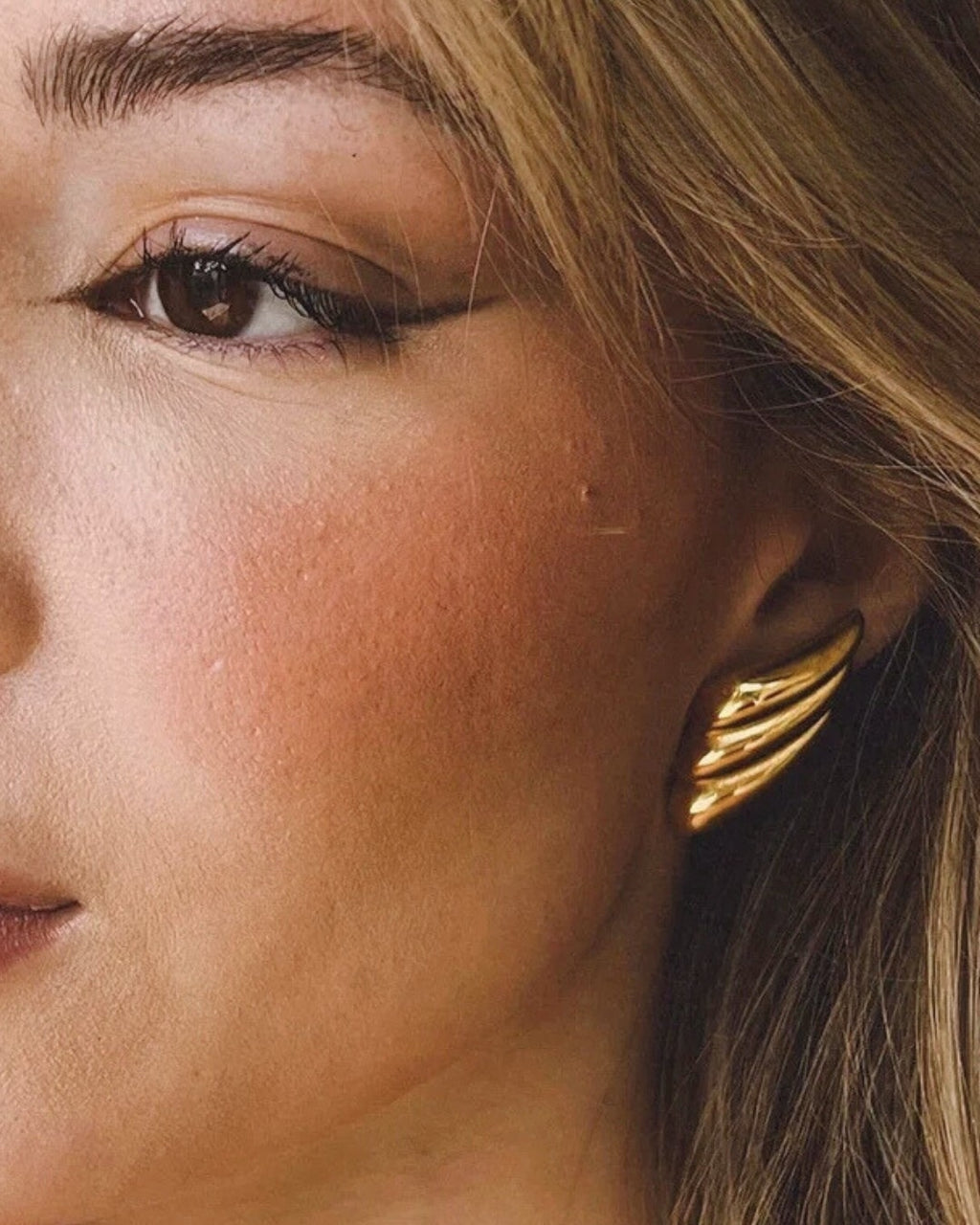 CELESTE HYPOALLERGENIC EARRINGS